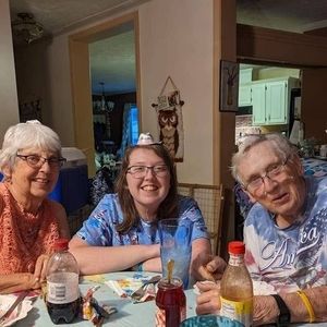 Meet your Posher, Courtney